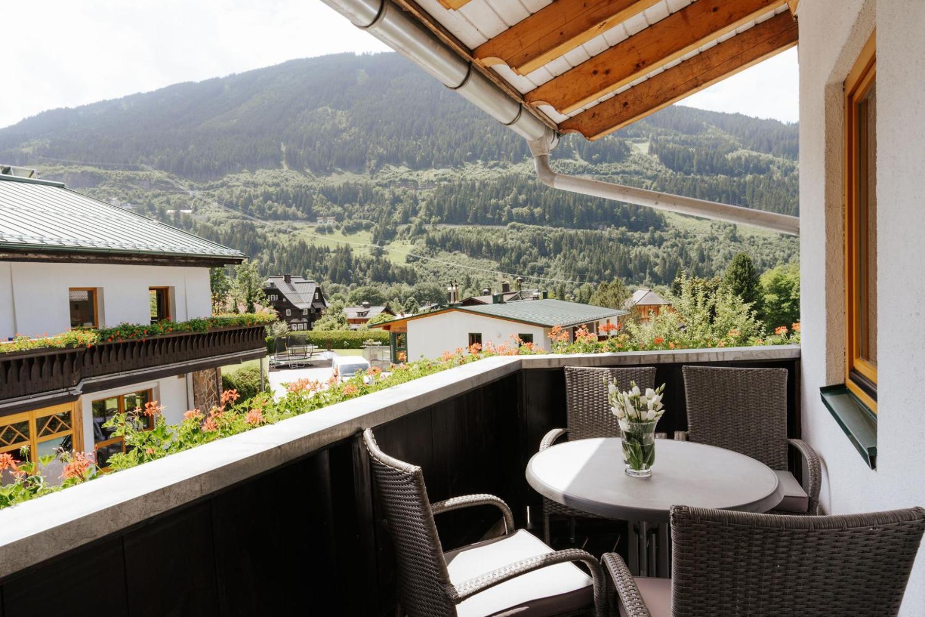 Ferienwohnungen Badbruckerweg- Bad Gastein Bagian luar foto