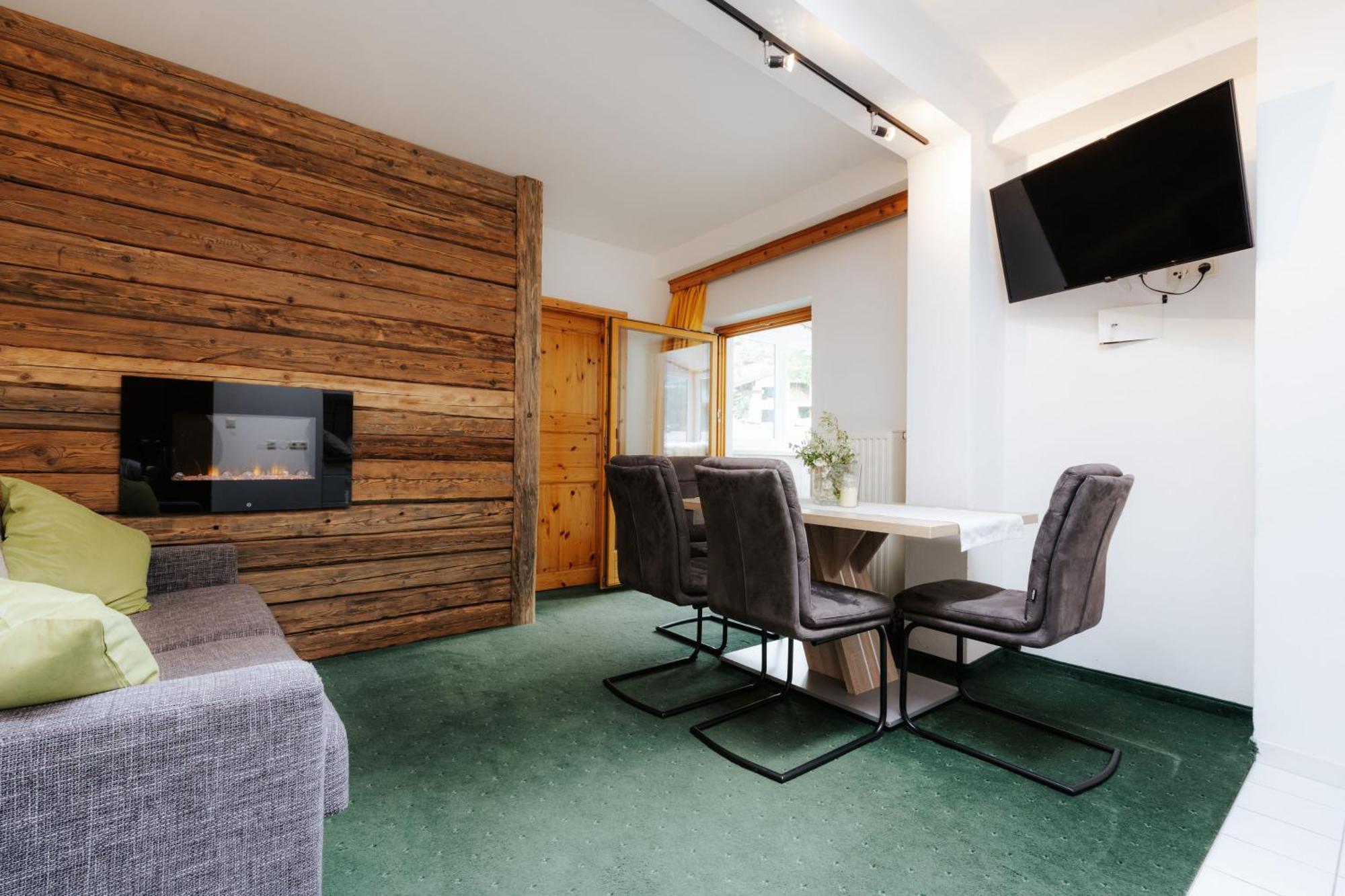 Ferienwohnungen Badbruckerweg- Bad Gastein Bagian luar foto